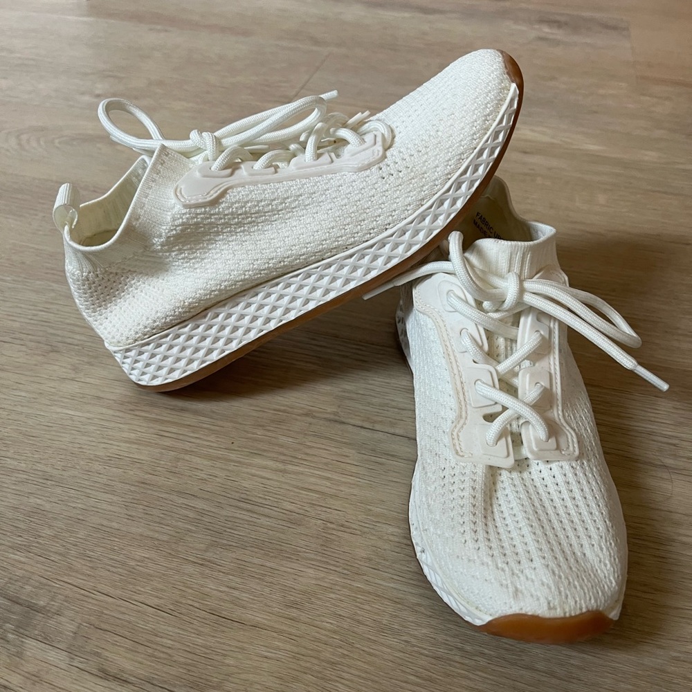 Urban by J Slides Sneakers